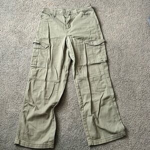 Green H&M Cargo Jeans, Size 4